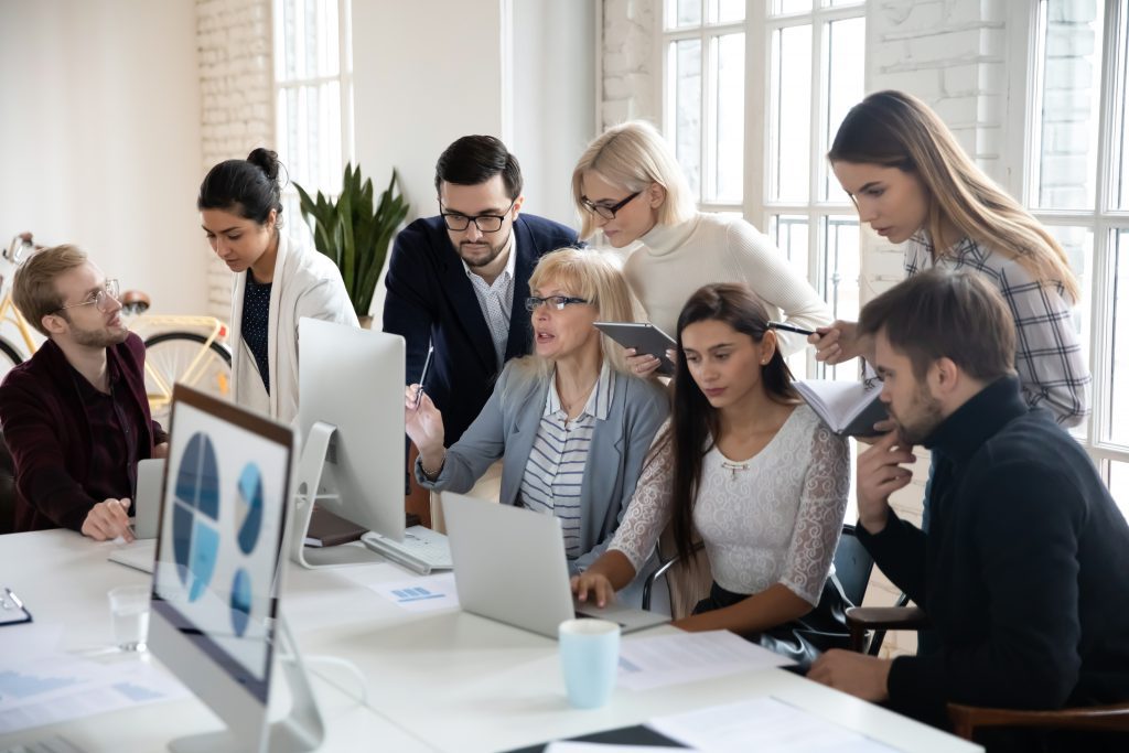 Synchronous vs Asynchronous learning: which is better?